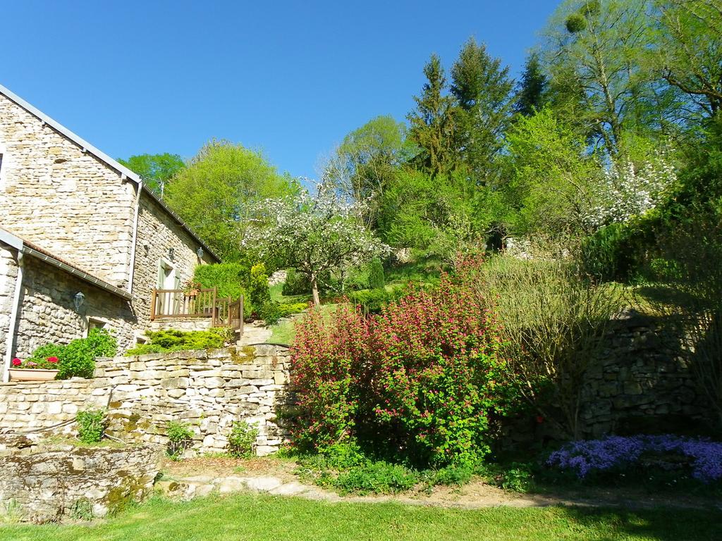 Le Cottage du Château Chaudenay-le-Château Exterior foto