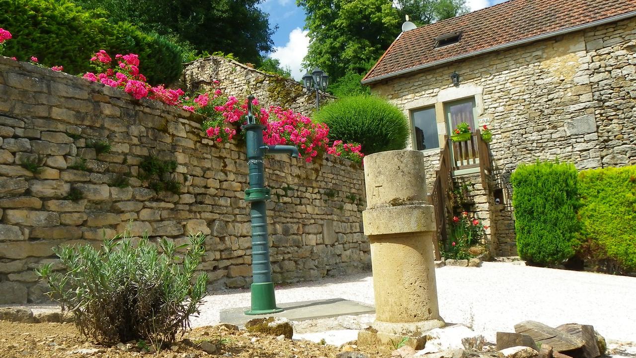 Le Cottage du Château Chaudenay-le-Château Exterior foto